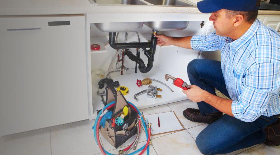 Expert burst pipe repair services in Absaraka, ND